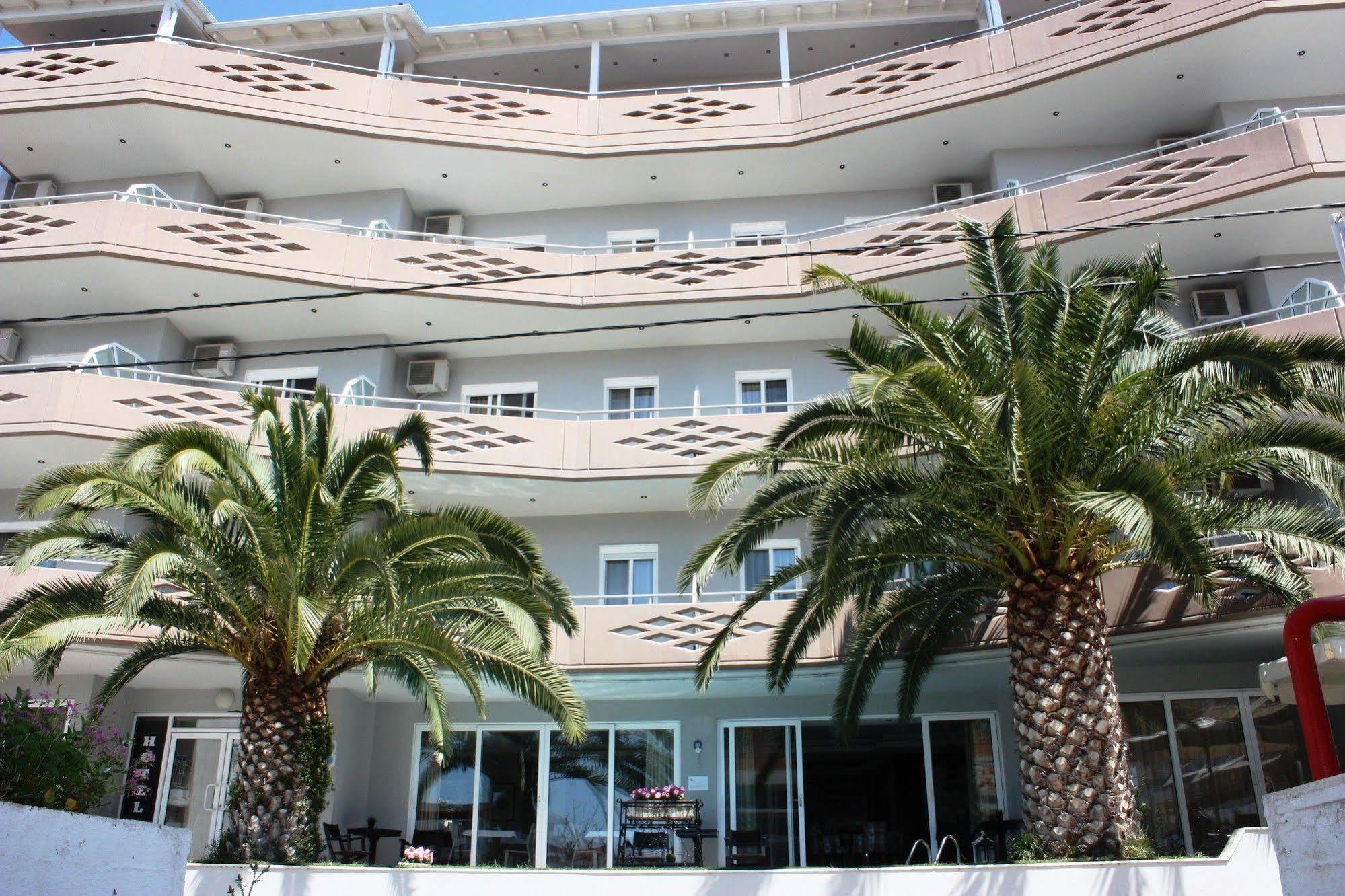 Hotel Cariatis Nea Kallikrateia Eksteriør billede